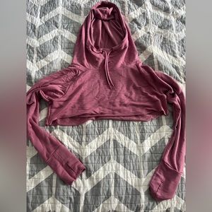 CROPPED HOODIE